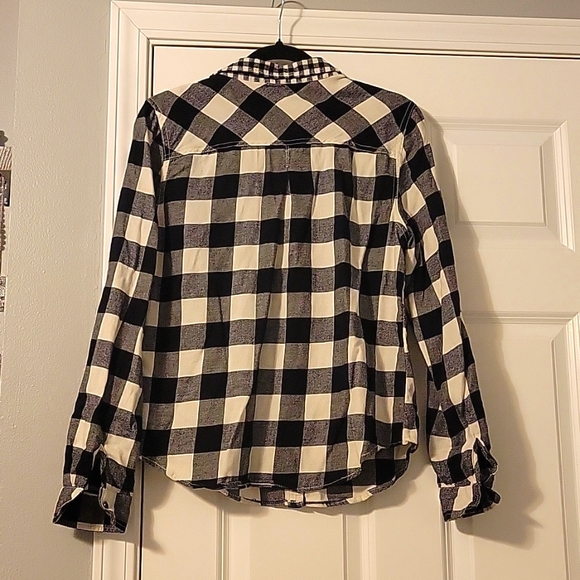Maurices Buffalo Plaid Flannel Shirt - Picture 3 of 3